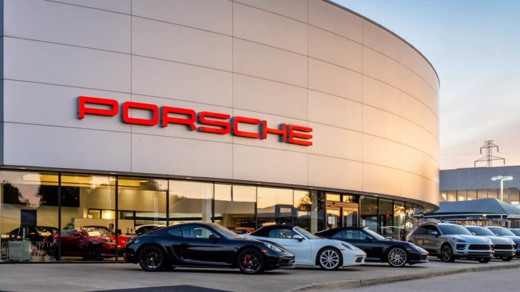 Porsche quer que 80% das suas vendas sejam de elétricos em 2030