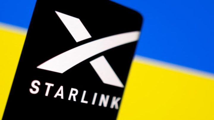 Elon Musk envia kits da Starlink num camião para a Ucrânia