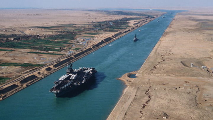Canal de Suez, onde será instalada uma grande unidade de produção de hidrogénio