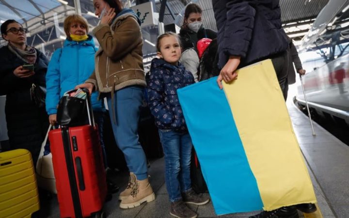 Governo: 16 mil cartões de telemóvel para refugiados ucranianos