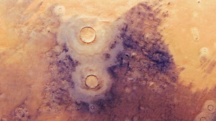 Imagem de Marte captada pela Mars Express da ESA revela gelo