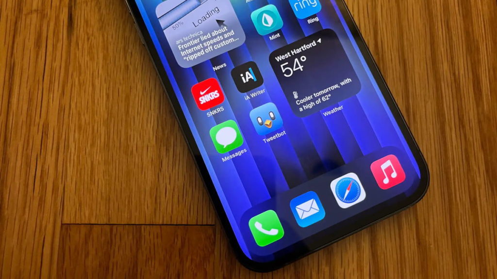 Bug no iOS ou algo maior? Apple Music ocupa sozinha lugar de outras apps na doca do iPhone