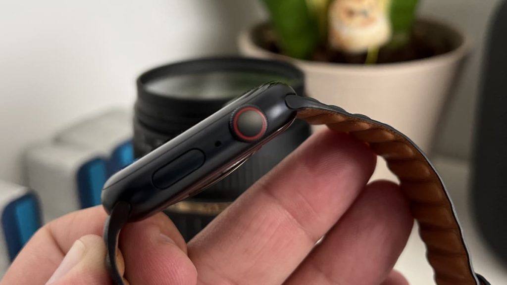 Apple ainda considera colocar uma câmara no Apple Watch