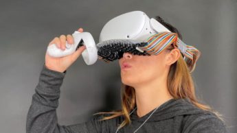 Headset de Realidade Virtual que permite sentir, por exemplo, beijos
