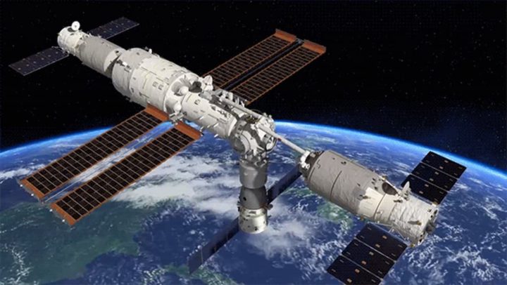 China lança com sucesso segundo módulo da estação espacial