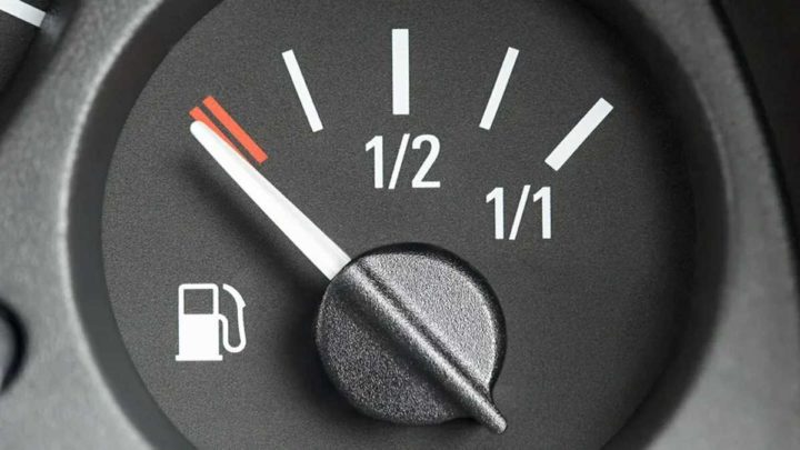 Combustível: Governo recomenda velocidade máxima de 100 km