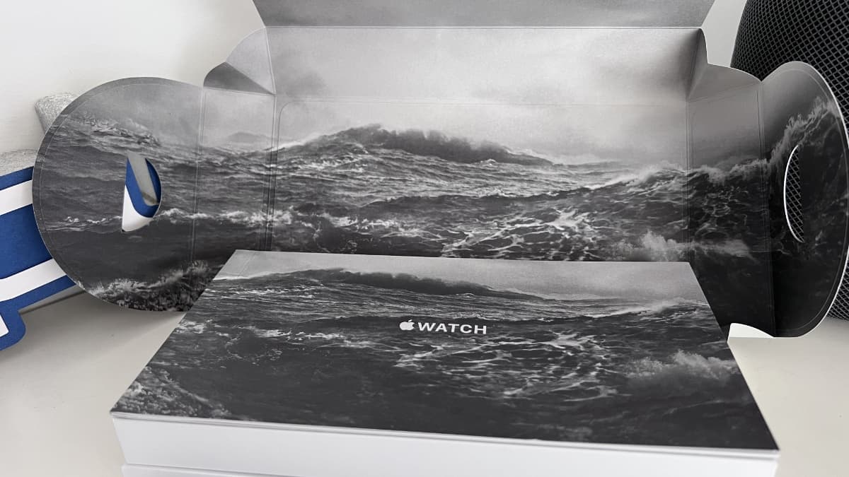 Apple Watch Ultra Titânio com Bracelete Ocean Meia‑noite