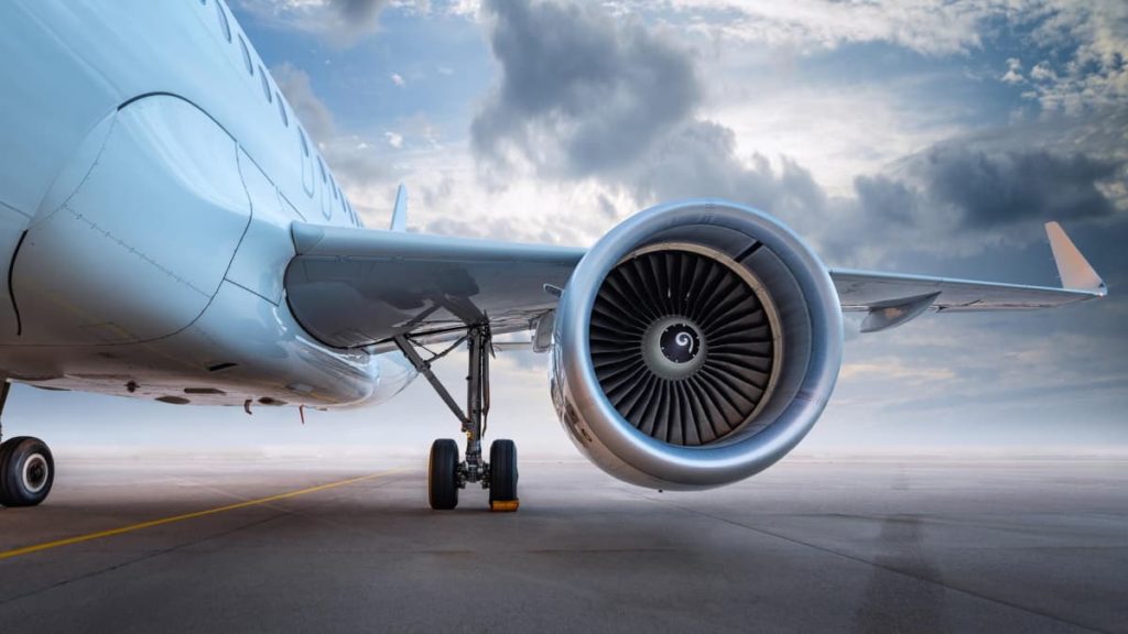 Alterações na forma como os aviões voam poderão reduzir o seu impacto em 24%