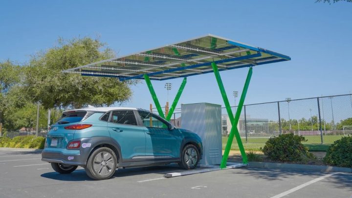 Imagem de estação de carregamento solar para veículos eléctricos