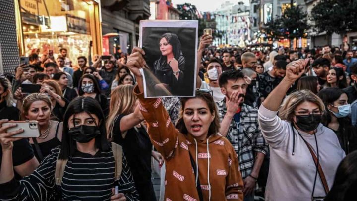Protestos no Irão provocam interrupção do acesso à Internet
