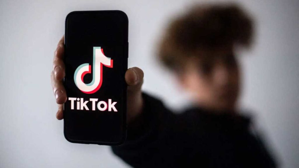 Educadores dos EUA processam o TikTok, YouTube e Snapchat por prejudicarem os jovens