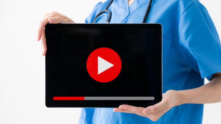 Profissionais de saúde poderão ver os conteúdos no YouTube verificados