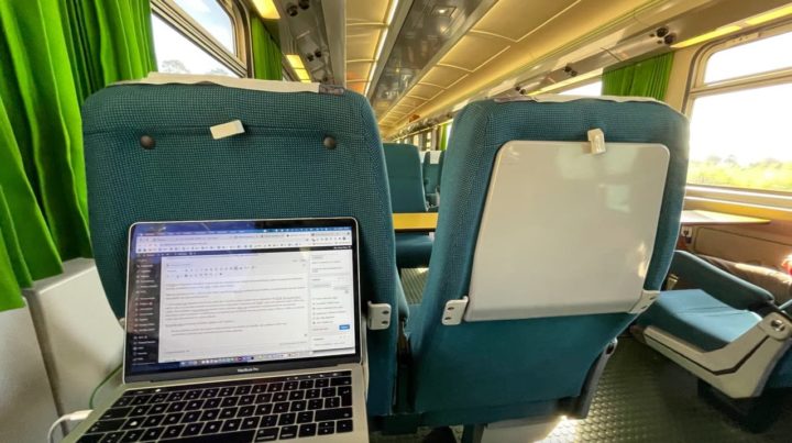 Comboios: Serviço Intercidades tem boa qualidade da rede móvel, mas...