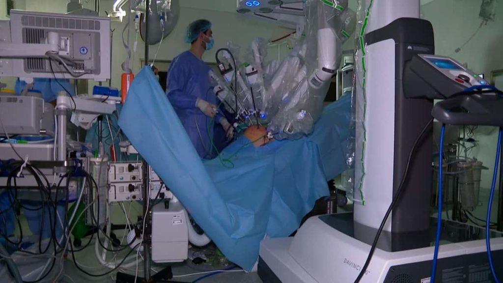 Lisboa testemunhou inovadora cirurgia de remoção de cancro com reconstrução de veias