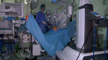 Cirurgia ao fígado com robô Davinci, em Lisboa