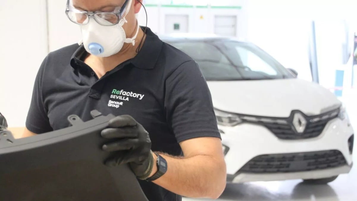 Renault abre nova fábrica em Sevilha para dar segunda vida aos carros usados  - Pplware