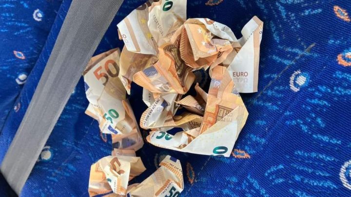 Autoestrada em Espanha: começaram a "chover" notas de 50 euros