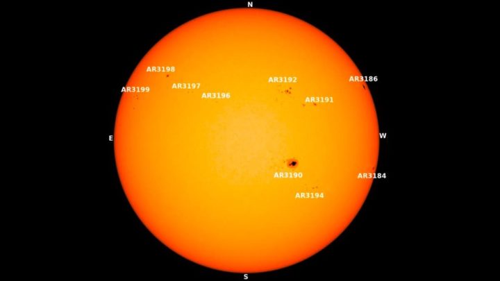 Imagem da mancha solar gigante no Sol