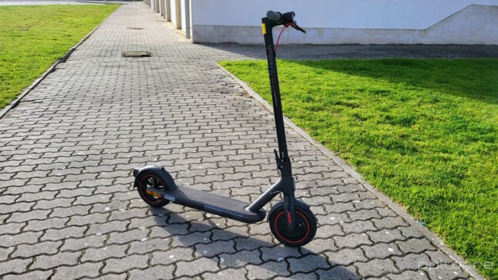 Xiaomi Electric Scooter 4 Pro trotineta gadget transporte