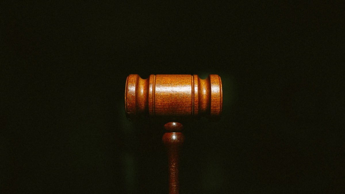 Advogado robô não foi bem recebido na sala de audiência de um tribunal