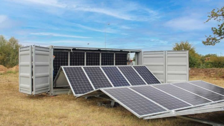 GEM, o sistema modular de painéis solares, que viajam, a bordo de contentores, pré-montados e praticamente prontos a serem utilizados