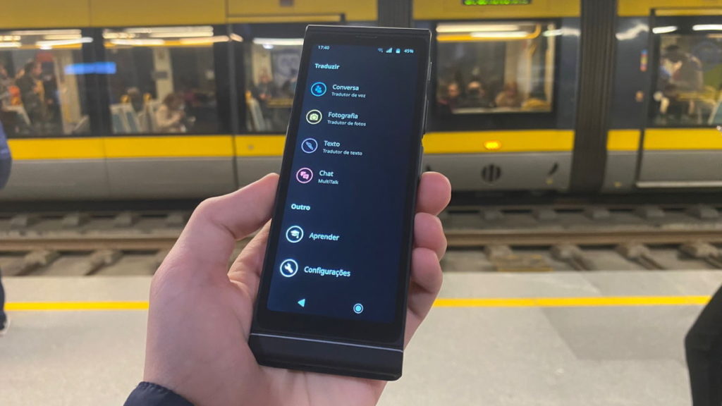 Tradutor Vasco quer revolucionar a comunicação no mundo