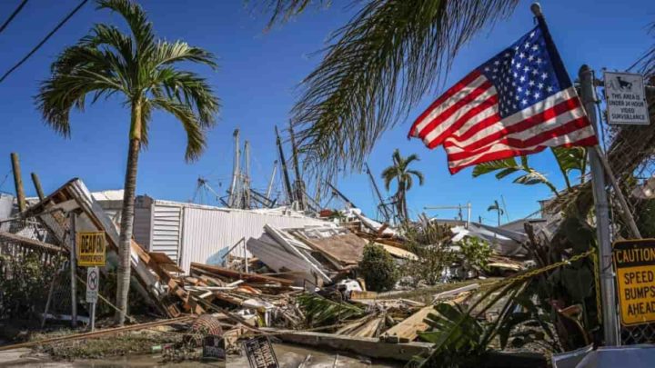 Rasto de destruição dos furacões, nos EUA