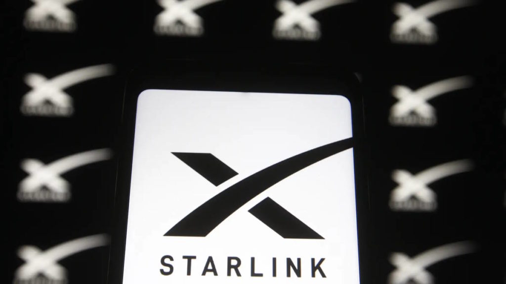 Starlink satélites SpaceX céu V2 Mini