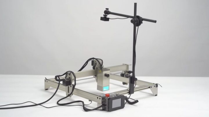 Atomstack laser engraver and auxiliary recording camera that will make your work much easier