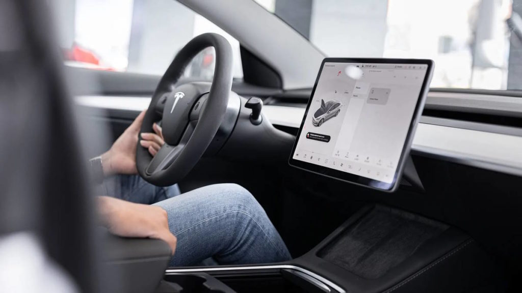 Tesla monitorizar condutores elétricos carros