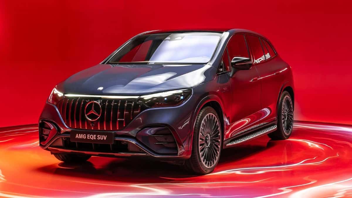 Mercedes EQE SUV presented with prices and delivery dates