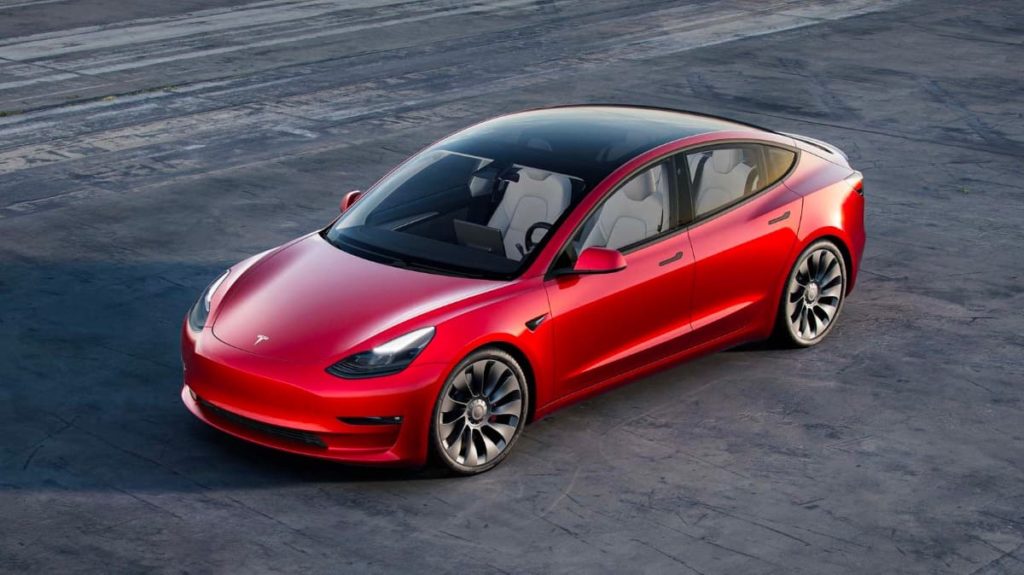 Tesla quer fábrica na Índia para a produção de um novo carro de 24.000 dólares