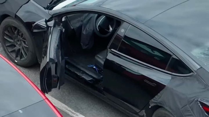 Imagem do suposto novo Tesla Model 3