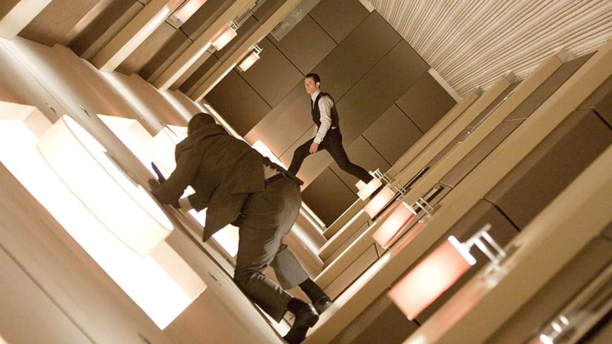 finally!  Christopher Nolan explained the end of Inception (Inception)