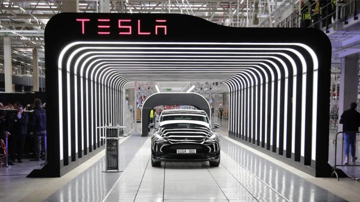 Programa de referências da Tesla pode dar desconto até 1000 € a novos compradores de carros