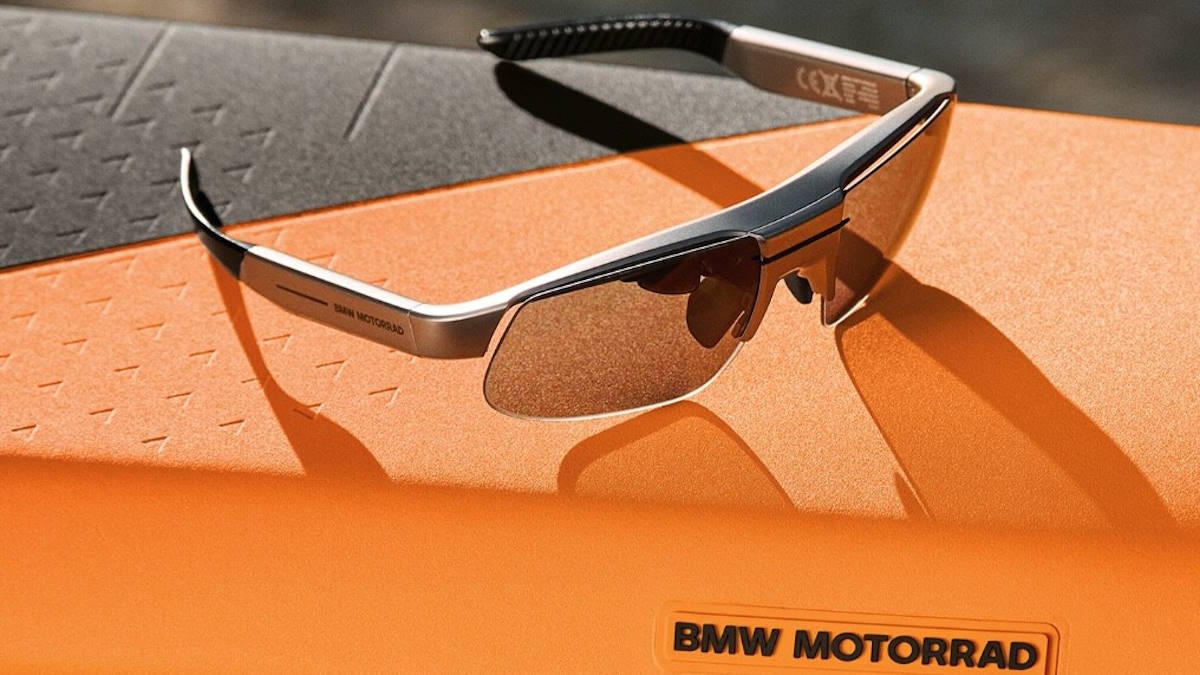 BMW has created smart glasses to use when driving a motorcycle