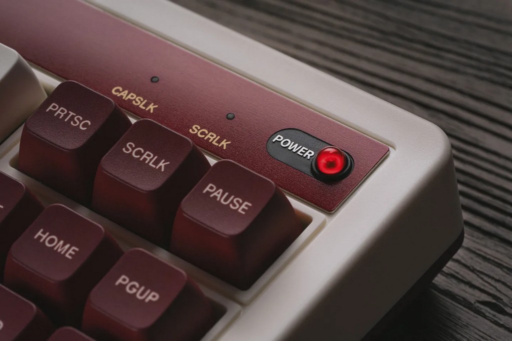 8BitDo lança seu primeiro teclado mecânico com visual baseado no NES -  Canaltech