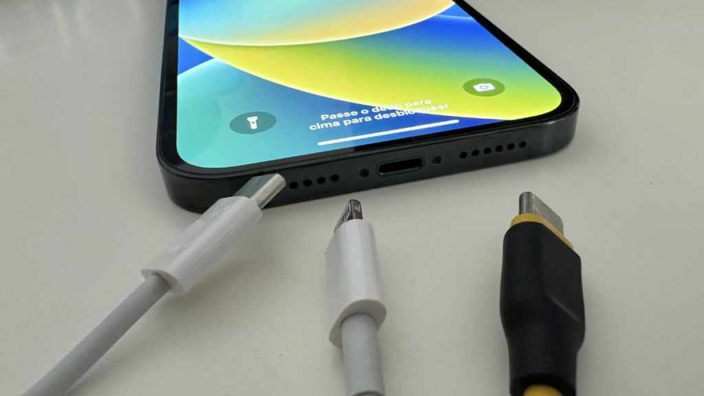 USB-C no iPhone 15: se a ideia era simplificar, o plano falhou