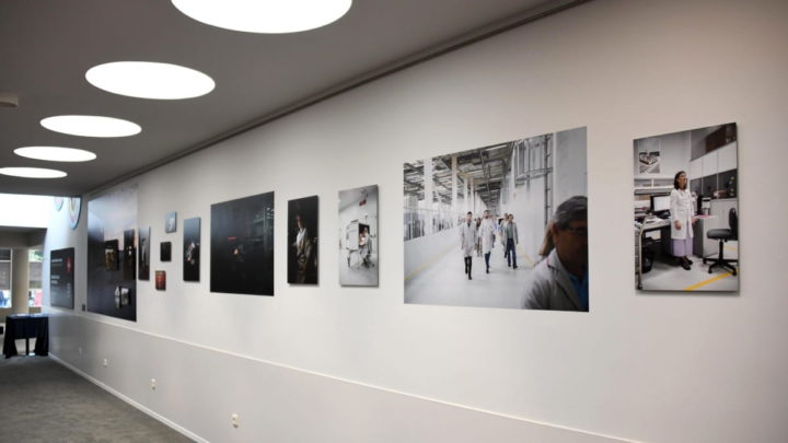 Exposição “De Famalicão Para o Mundo: 50 Anos da Leica em Portugal”, em Vila Nova de Famalicão
