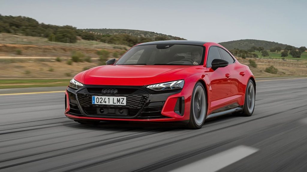 Audi desconta 20 mil no seu desportivo e-tron GT para rivalizar com o Model S da Tesla