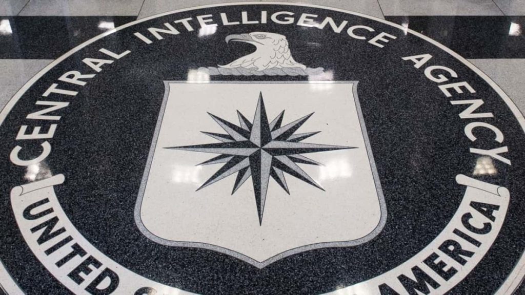 Especialista explorou uma falha na conta da CIA no X para proteger informadores russos