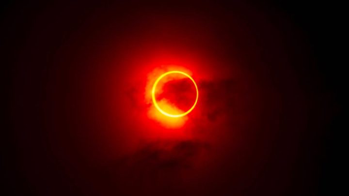 Imagem do eclipse solar anular com vídeo da NASA