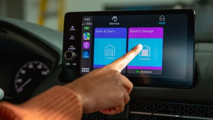 Ilustração da tecnologia myQ da Honda e Acura para Apple CarPlay e Android Auto
