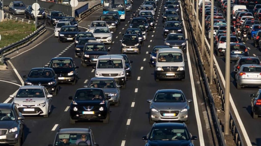 Califórnia vai usar IA para combater o trânsito