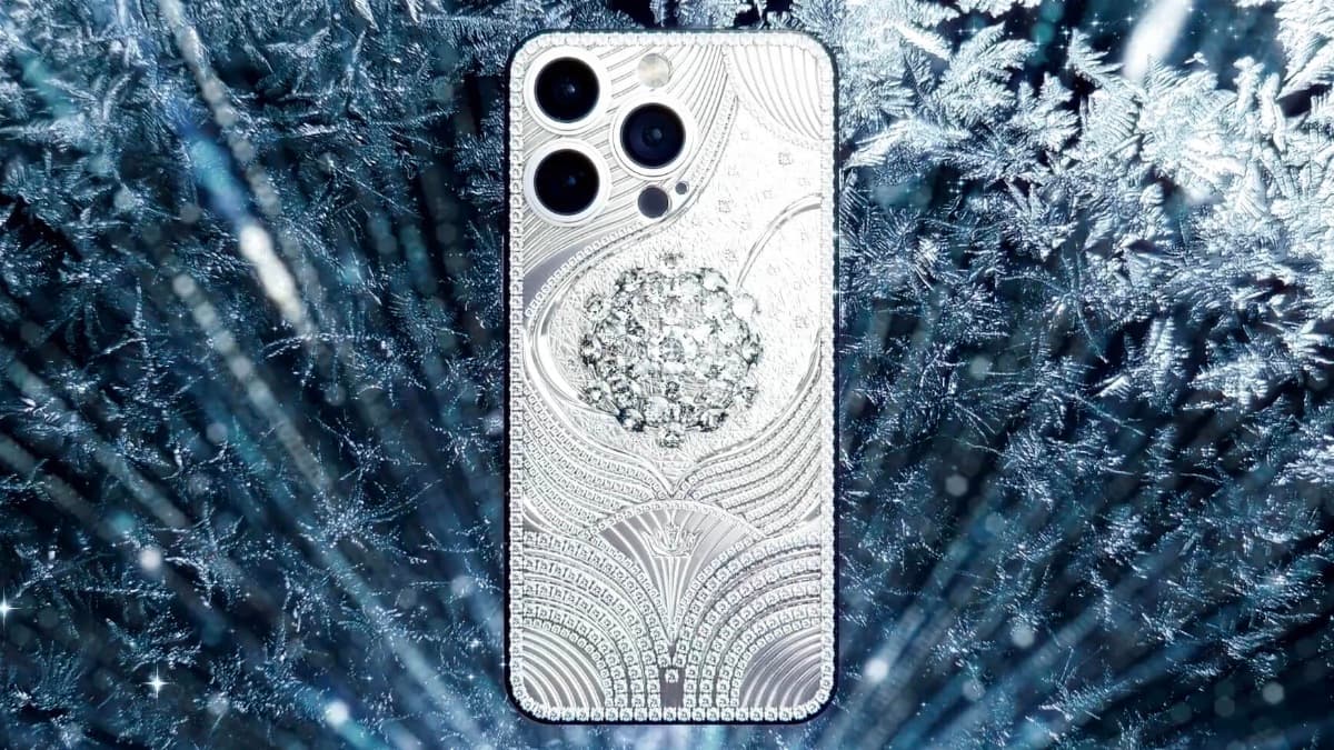 Do you have half a million euros?  Then this “Made in Russia” iPhone is for you