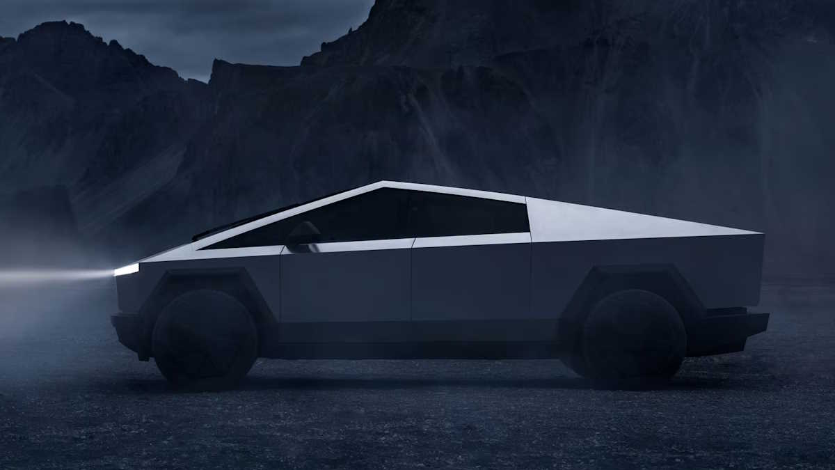 Quer ver a Cybertruck ao vivo? Tesla traz a sua pickup elétrica a Portugal já em maio