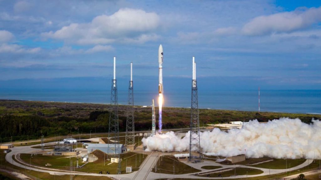 Avião americano X-37B regressa ao espaço: desta vez com a “ajuda” de Elon Musk