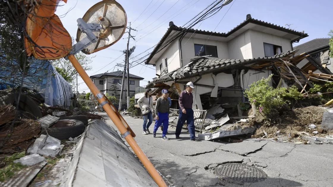 Terramoto de magnitude 7,6 atinge o Japão, aviso de tsunami emitido