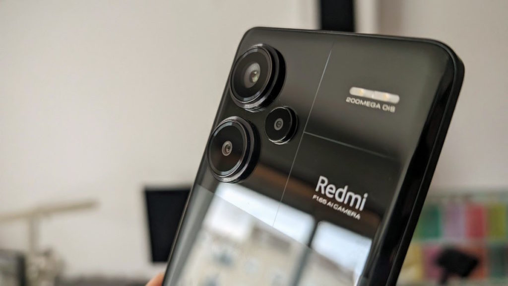 Xiaomi Redmi Note 13 Pro+ câmaras smartphone preço