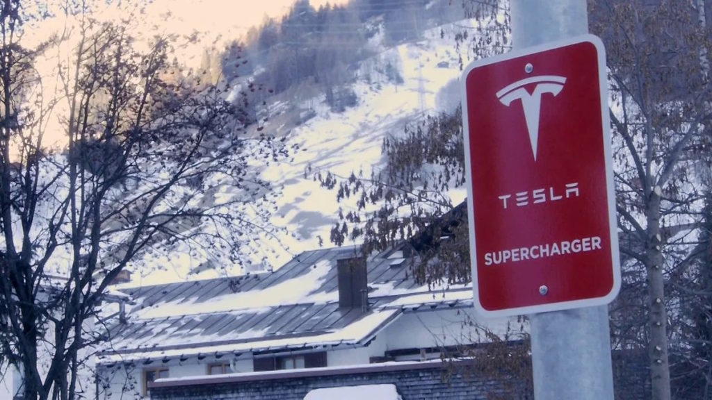 Tesla Superchargers carros bateria Chicago